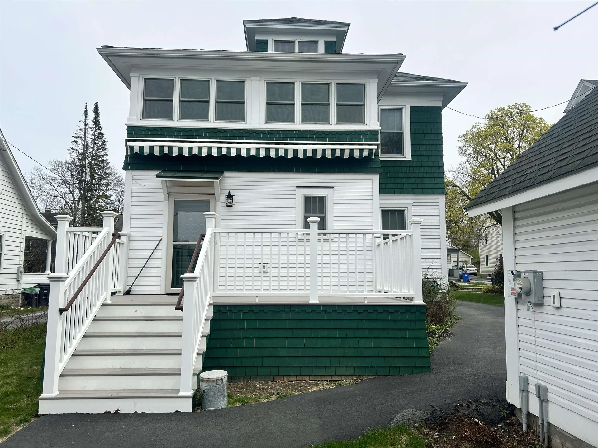 25 University Terrace Burlington VT 05401