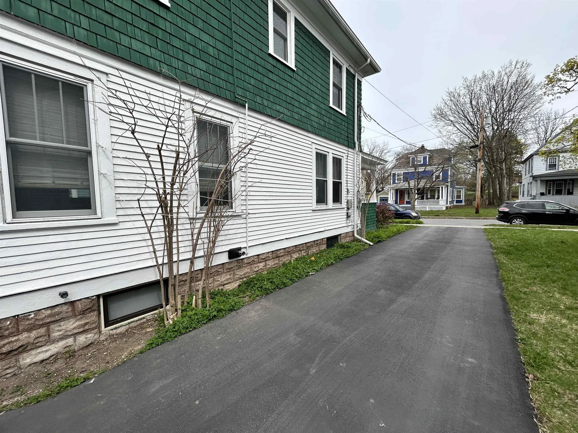25 University Terrace Burlington VT 05401