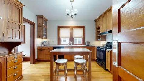 25 University Terrace Burlington VT 05401