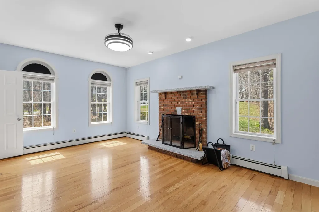 116 Fiddlehead Lane Chester NH 03036