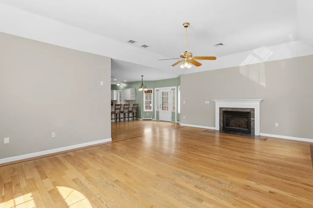 116 Fiddlehead Lane Chester NH 03036