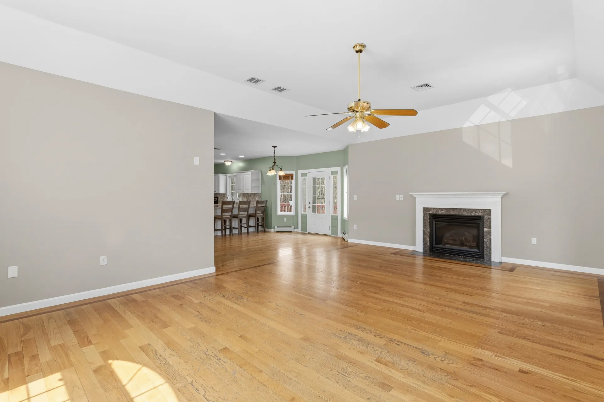 116 Fiddlehead Lane Chester NH 03036