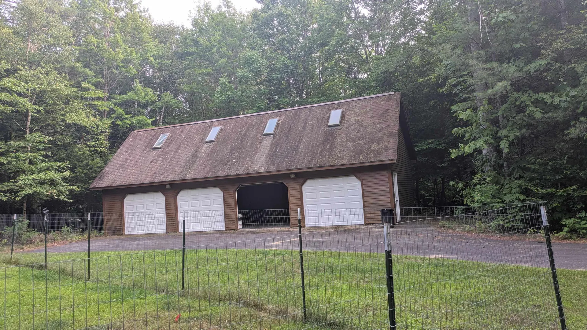 34 Hubbard Grove Road Shelburne NH 03581