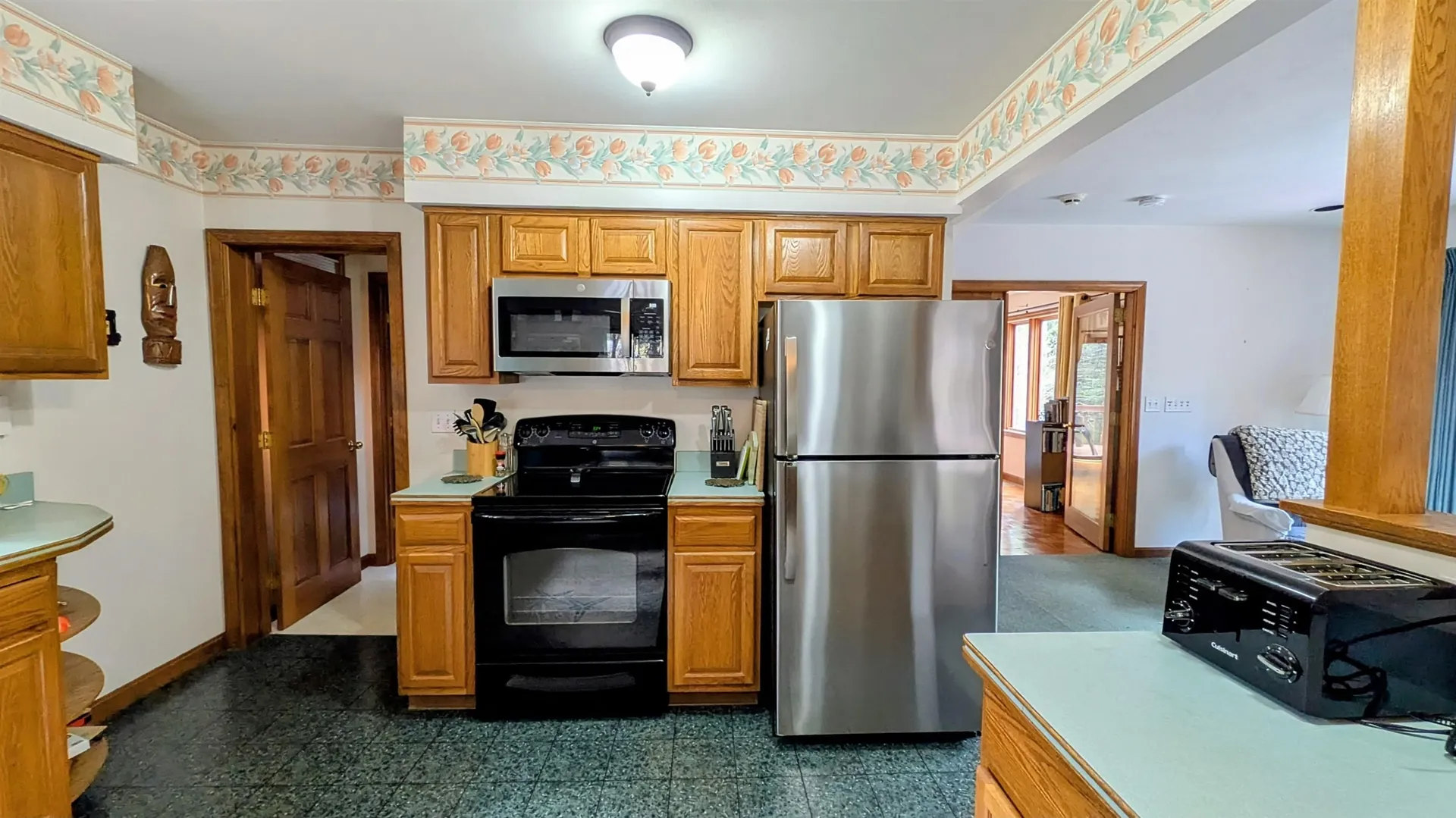 34 Hubbard Grove Road Shelburne NH 03581