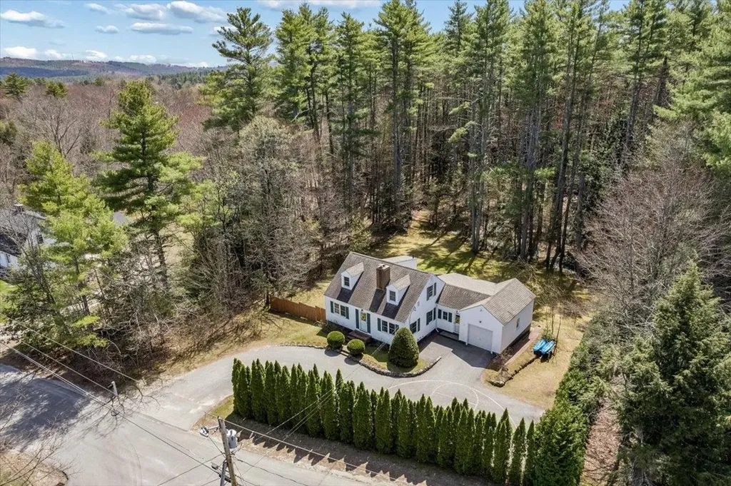 321 Spring Street Hopkinton NH 03229-3150