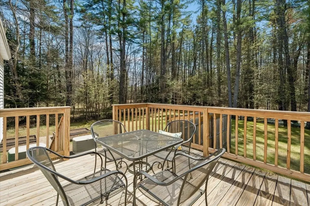 321 Spring Street Hopkinton NH 03229-3150