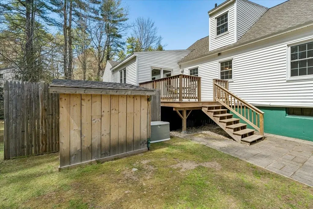 321 Spring Street Hopkinton NH 03229-3150