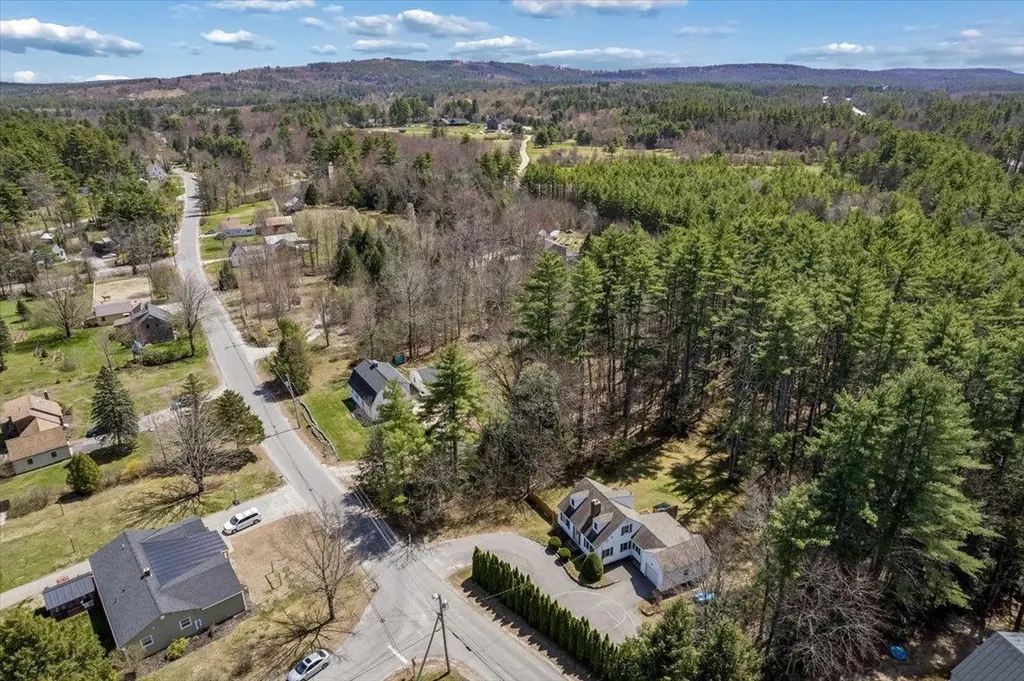 321 Spring Street Hopkinton NH 03229-3150