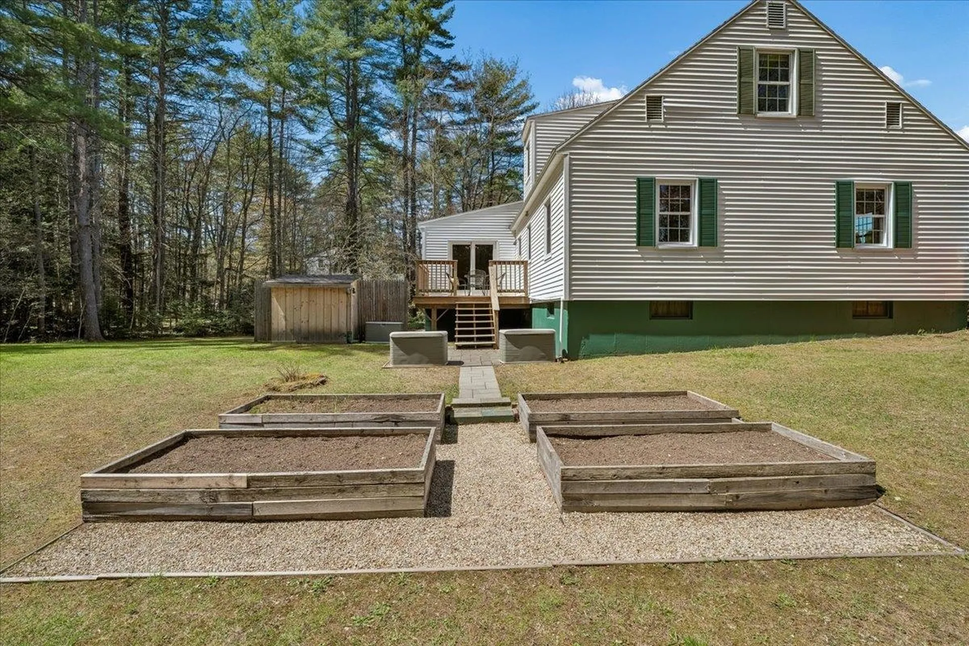 321 Spring Street Hopkinton NH 03229-3150