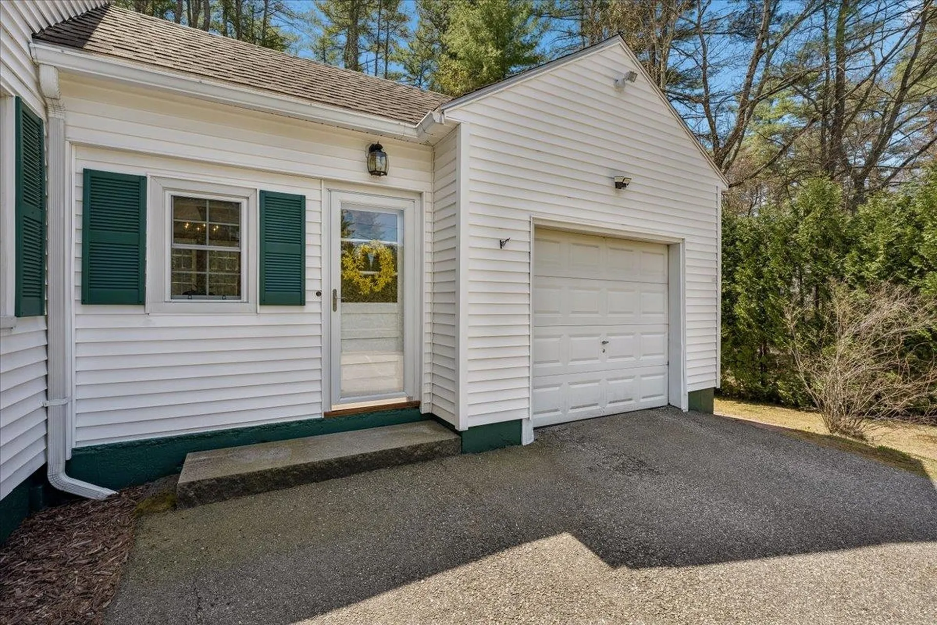 321 Spring Street Hopkinton NH 03229-3150