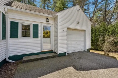 321 Spring Street Hopkinton NH 03229-3150
