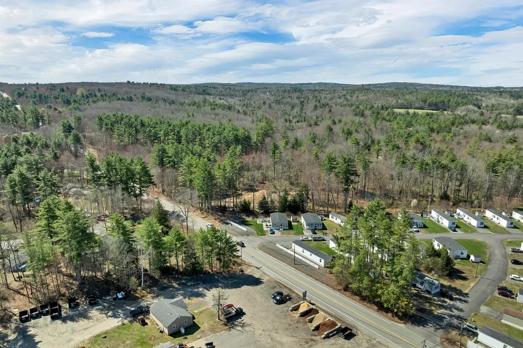 2 Atlas Place Derry NH 03038