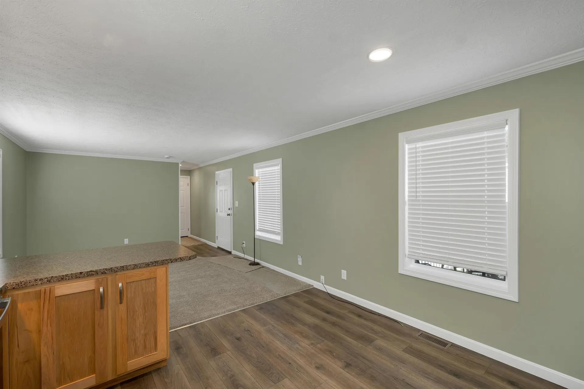 2 Atlas Place Derry NH 03038