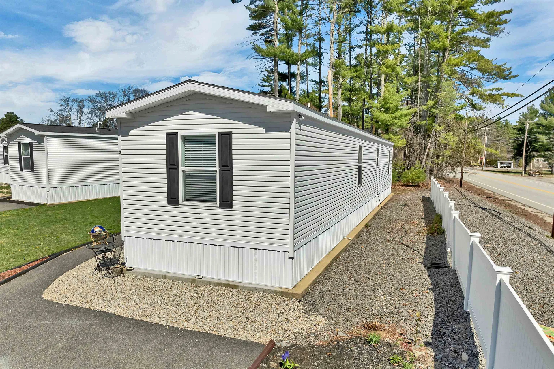 2 Atlas Place Derry NH 03038
