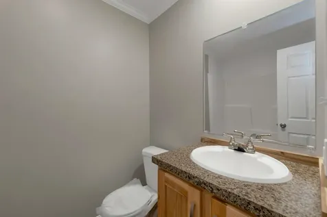 2 Atlas Place Derry NH 03038