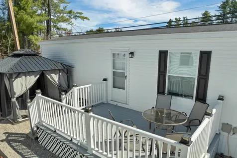 2 Atlas Place Derry NH 03038