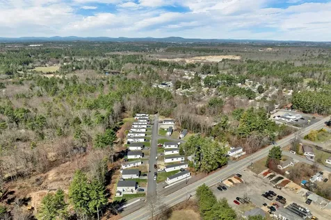 2 Atlas Place Derry NH 03038