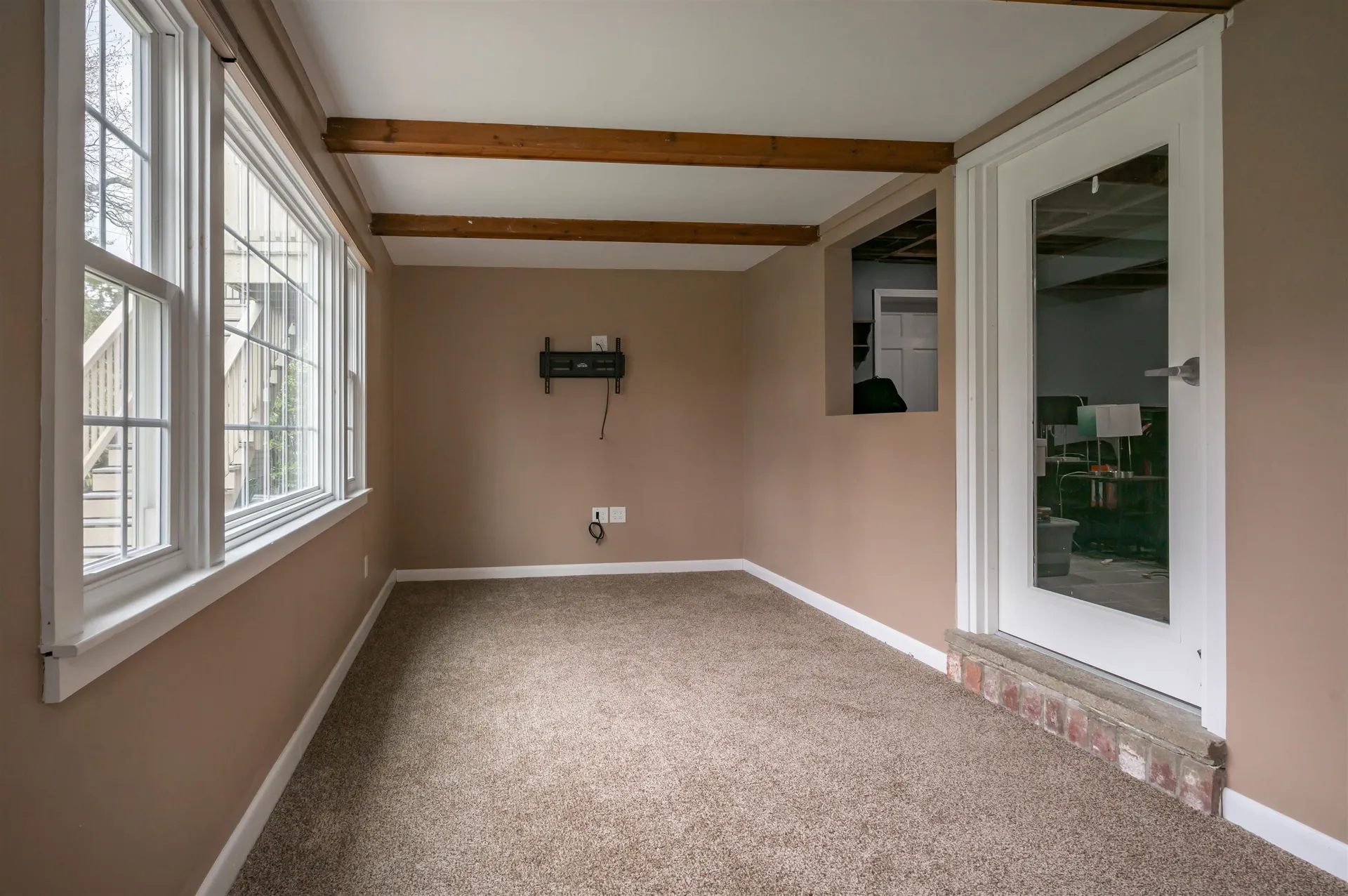 18 Hillside Drive Nashua NH 03064