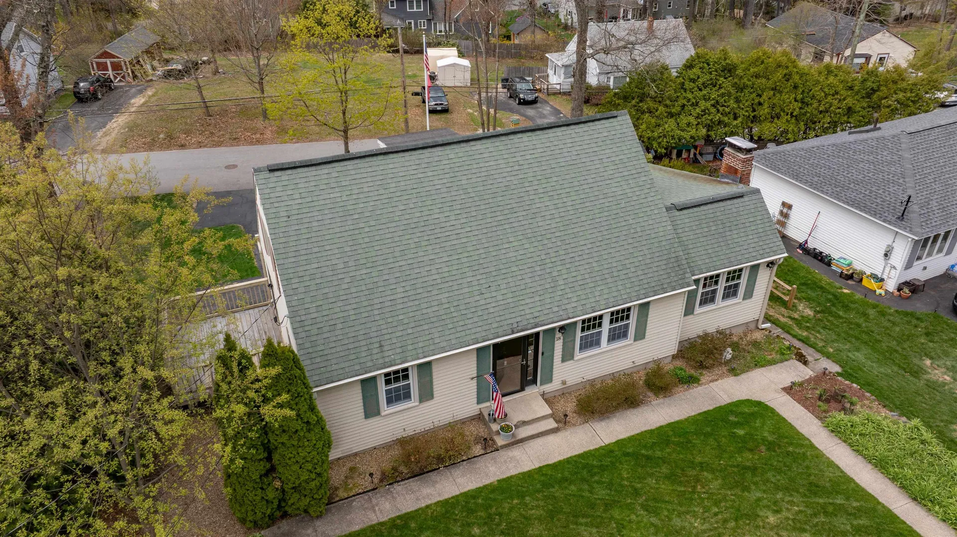18 Hillside Drive Nashua NH 03064
