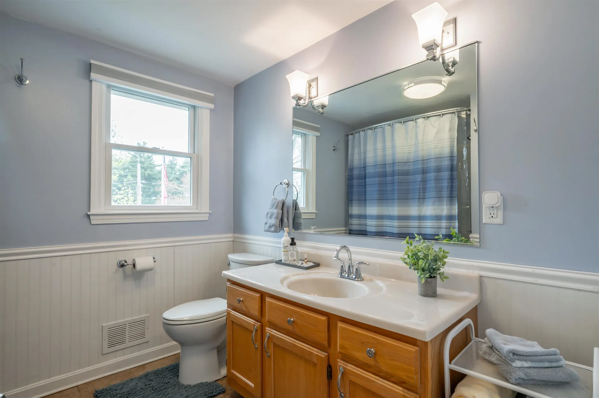 18 Hillside Drive Nashua NH 03064