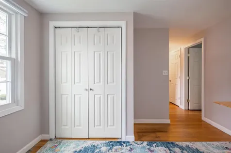 18 Hillside Drive Nashua NH 03064