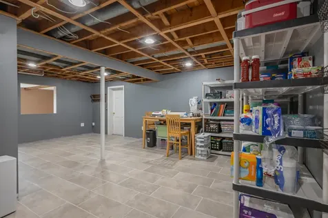 18 Hillside Drive Nashua NH 03064