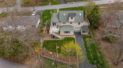 18 Hillside Drive Nashua NH 03064