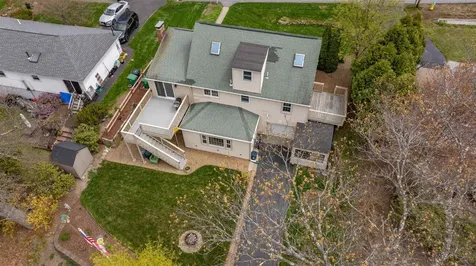 18 Hillside Drive Nashua NH 03064
