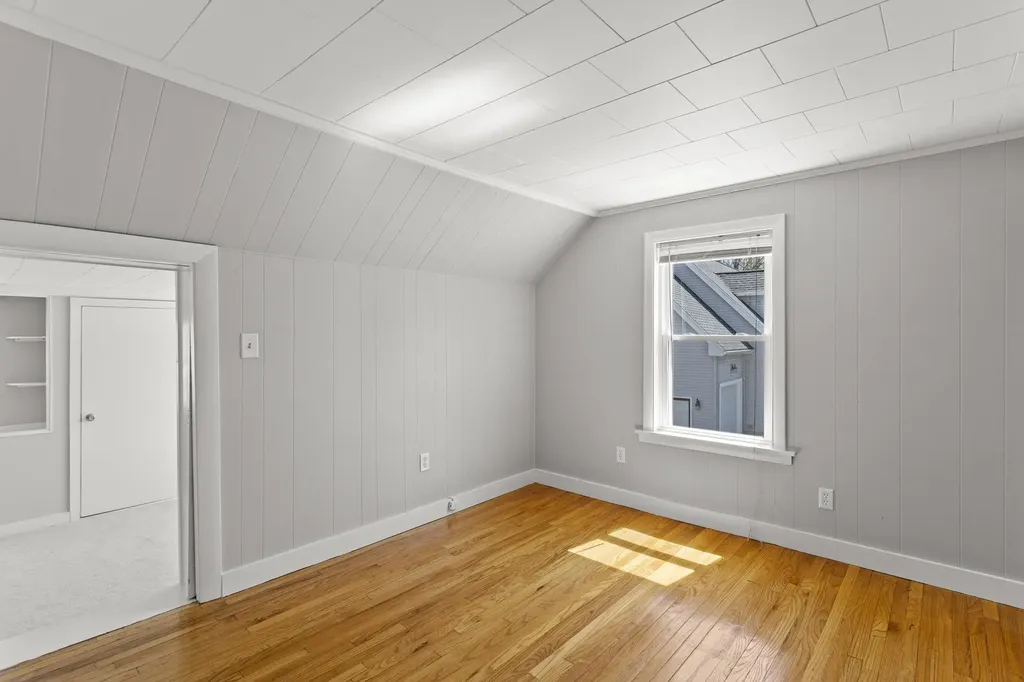 71 Franklin Street Derry NH 03038