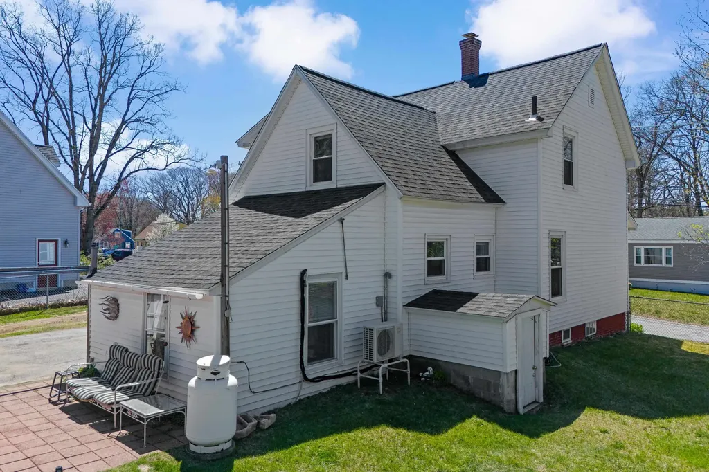 71 Franklin Street Derry NH 03038