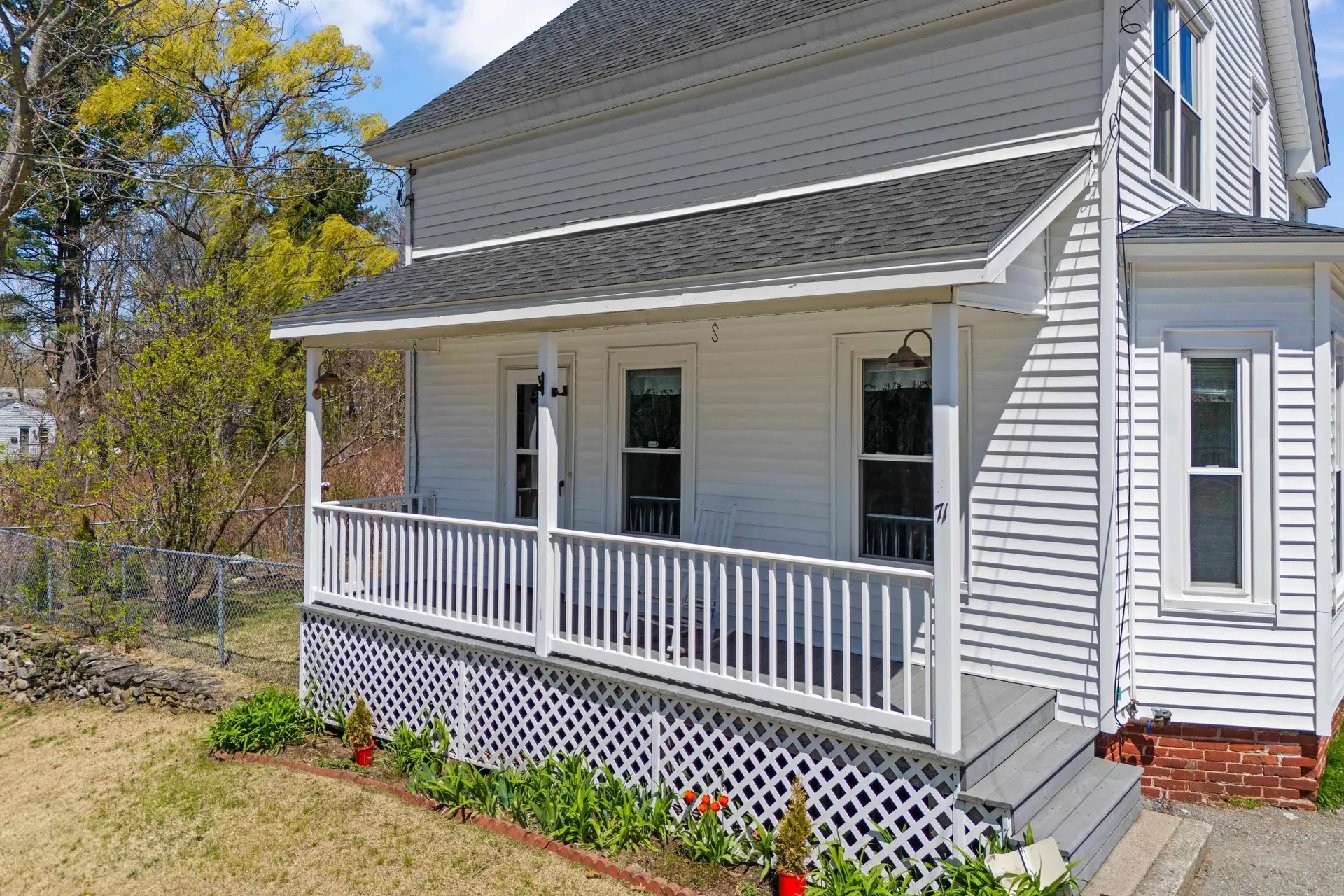71 Franklin Street Derry NH 03038