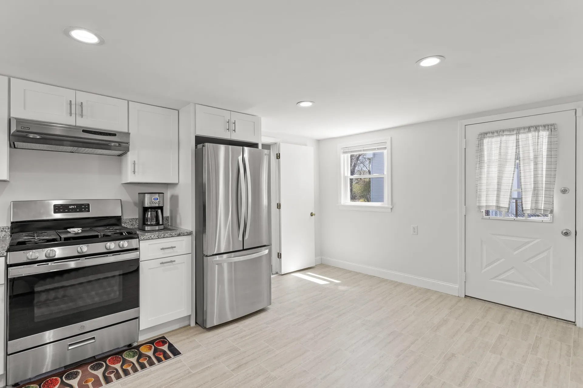 71 Franklin Street Derry NH 03038