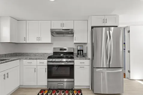 71 Franklin Street Derry NH 03038