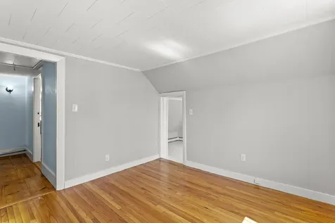 71 Franklin Street Derry NH 03038