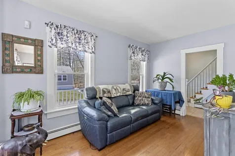 71 Franklin Street Derry NH 03038