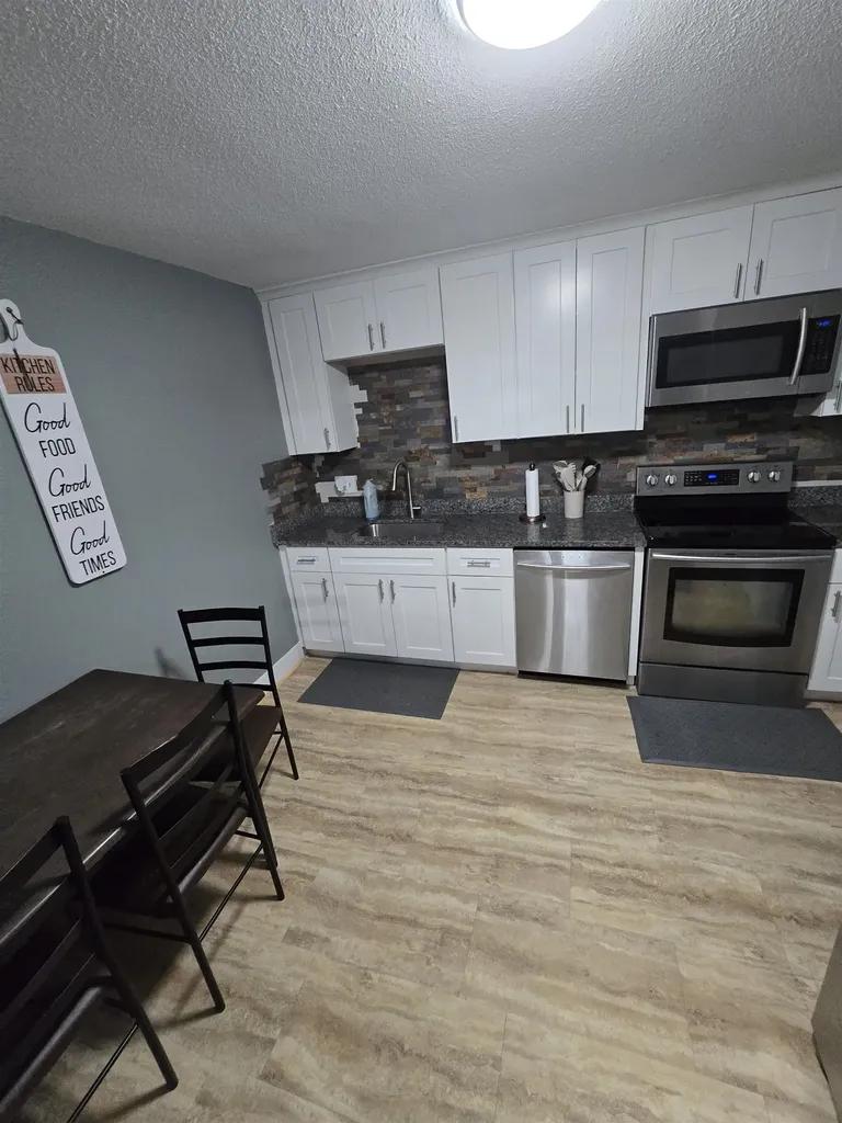 3 Pembroke Drive Derry NH 03038