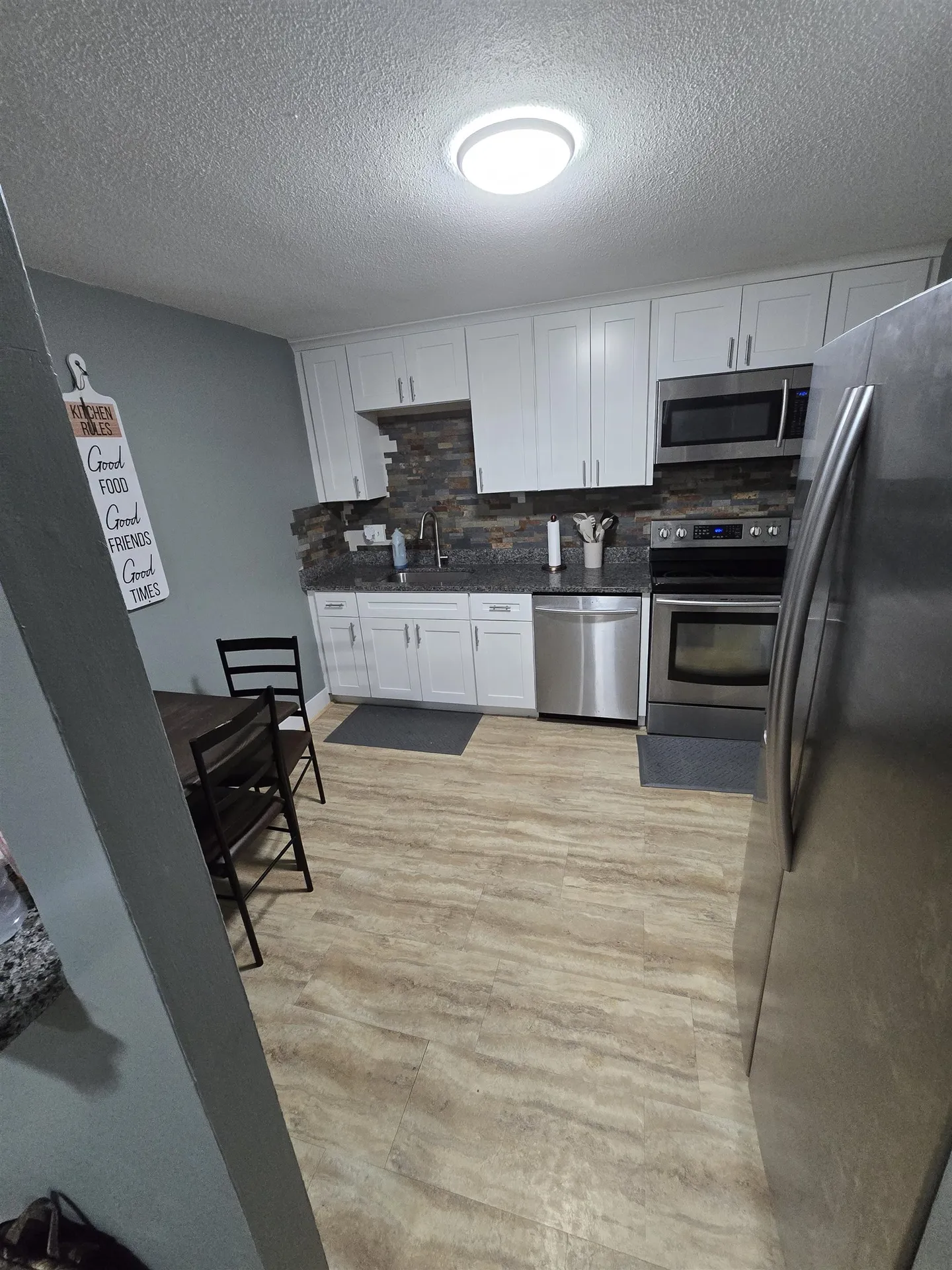 3 Pembroke Drive Derry NH 03038
