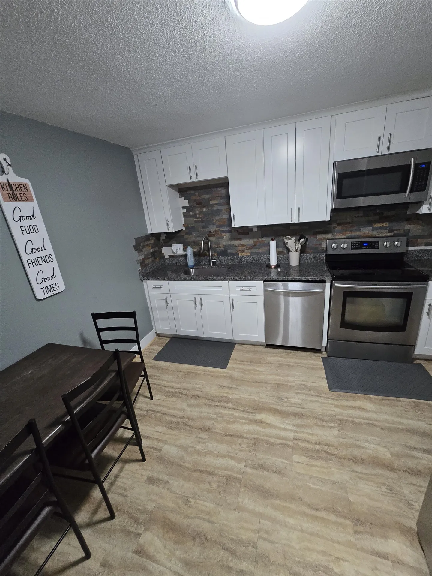 3 Pembroke Drive Derry NH 03038