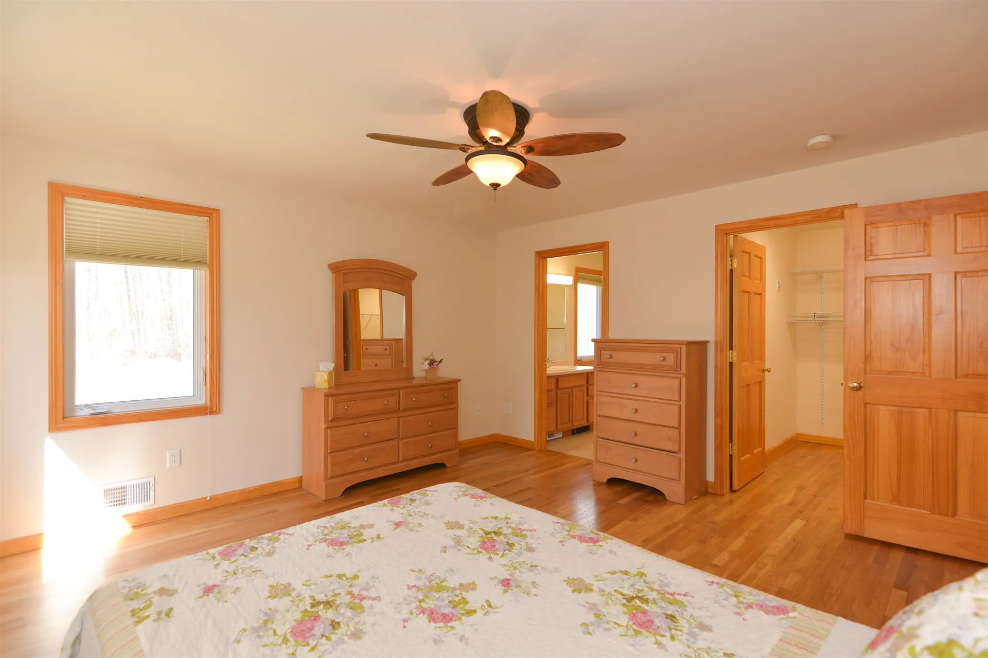 863 River Road Weare NH 03281