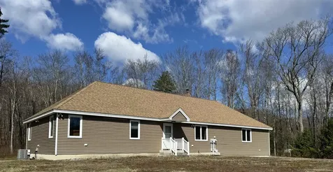 863 River Road Weare NH 03281