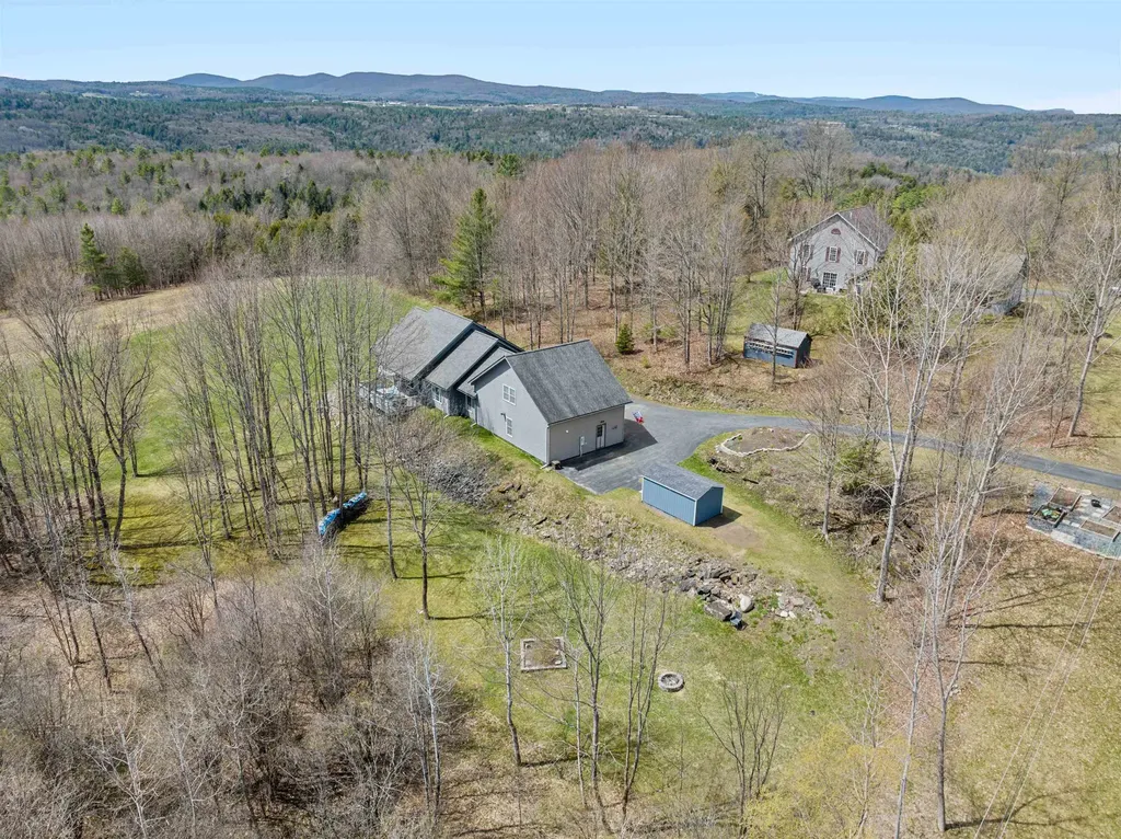 28 Goldsbury Woods Road Barre Town VT 05641