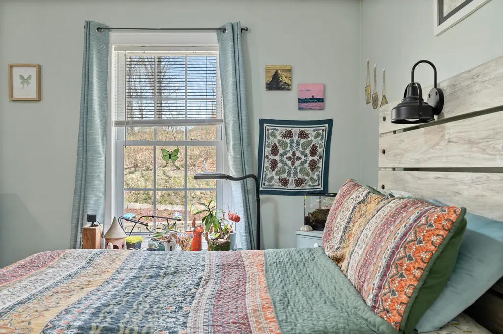 28 Goldsbury Woods Road Barre Town VT 05641