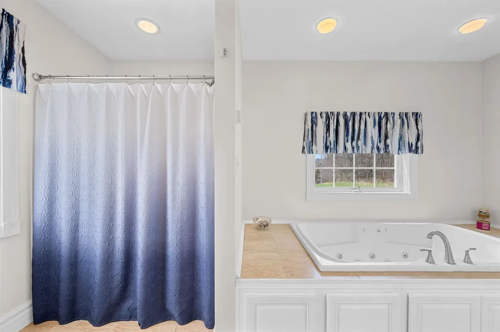 28 Goldsbury Woods Road Barre Town VT 05641