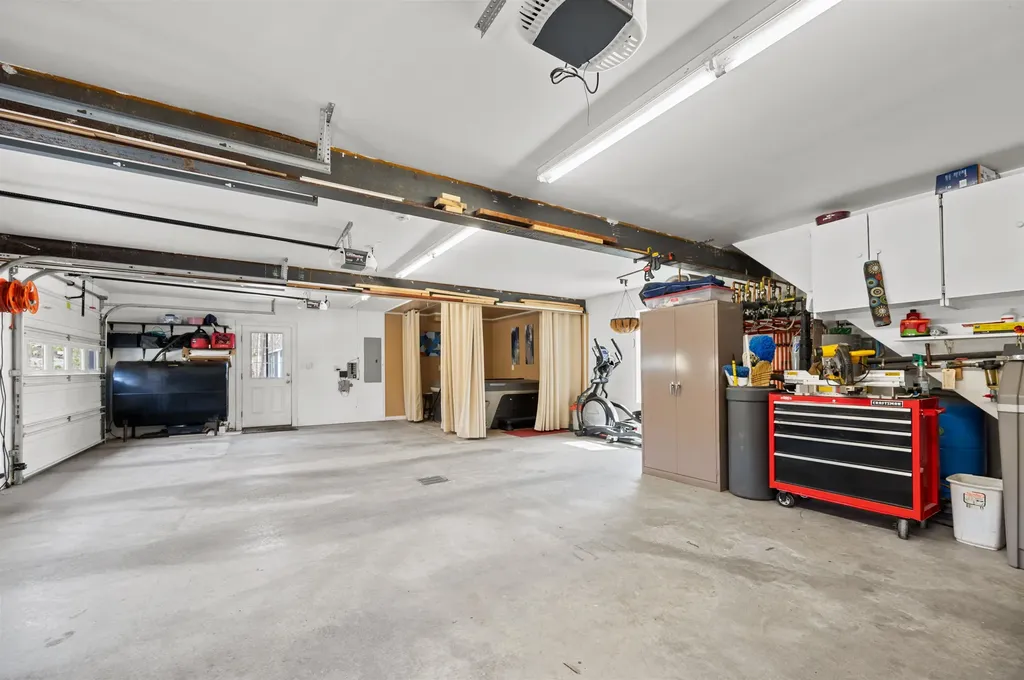 28 Goldsbury Woods Road Barre Town VT 05641
