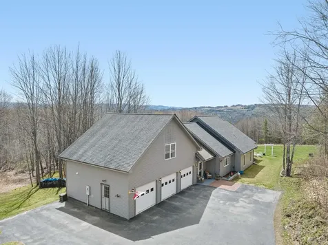 28 Goldsbury Woods Road Barre Town VT 05641