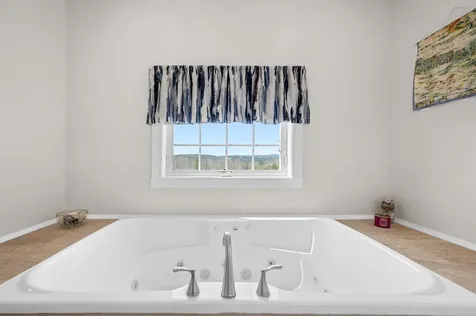 28 Goldsbury Woods Road Barre Town VT 05641