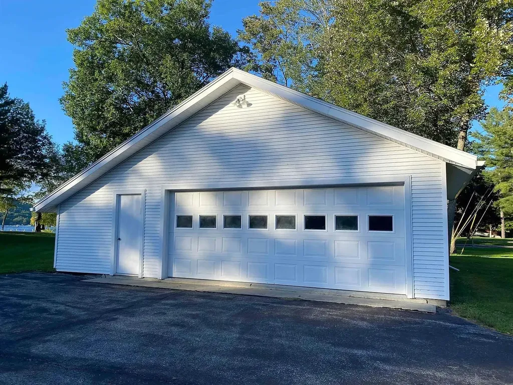 170 Cones Point Road Poultney VT 05765