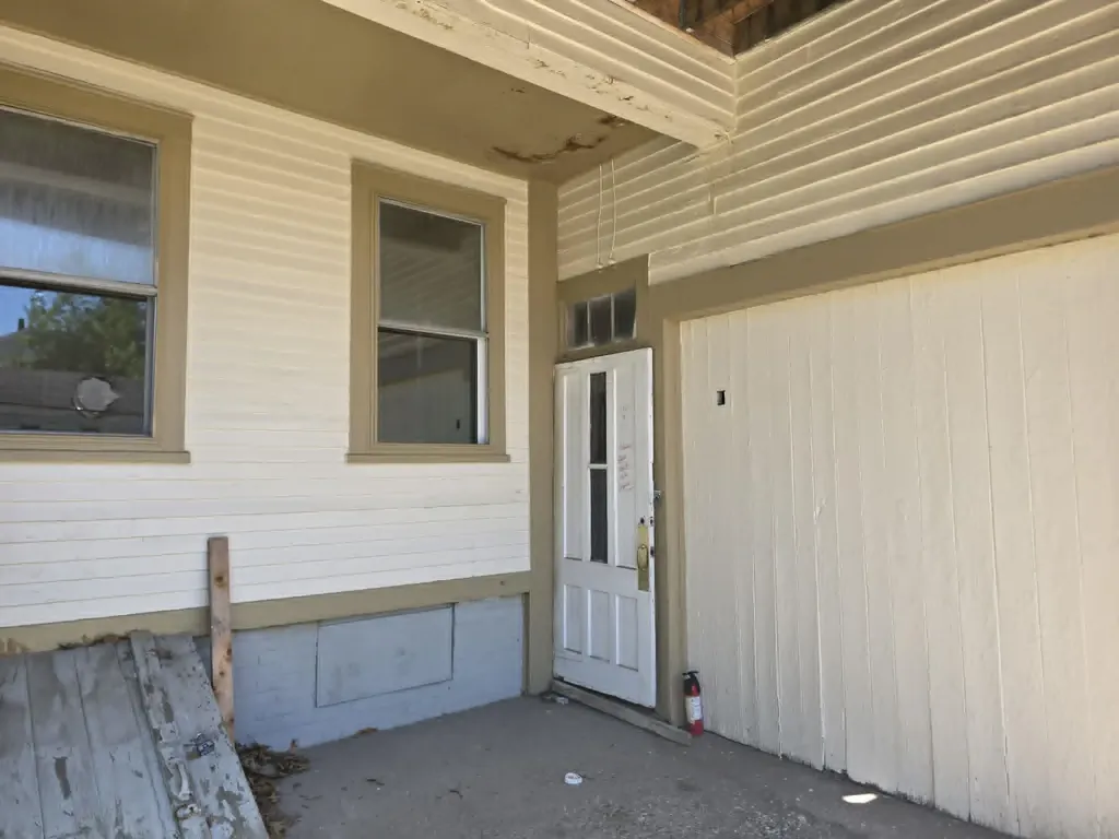 33 Oak Street Brattleboro VT 05301