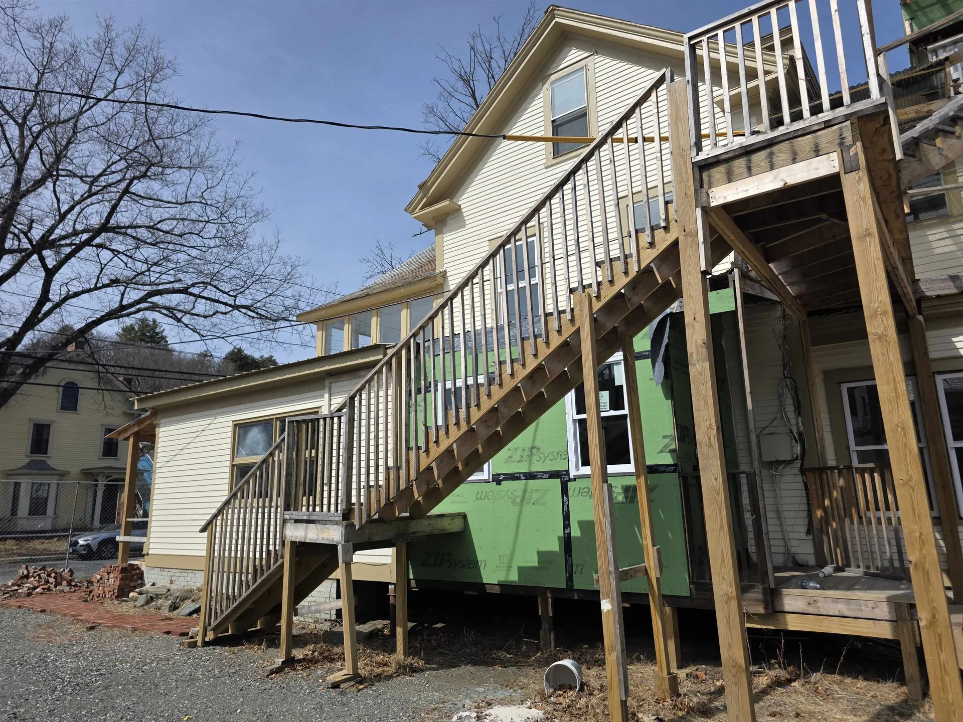 33 Oak Street Brattleboro VT 05301
