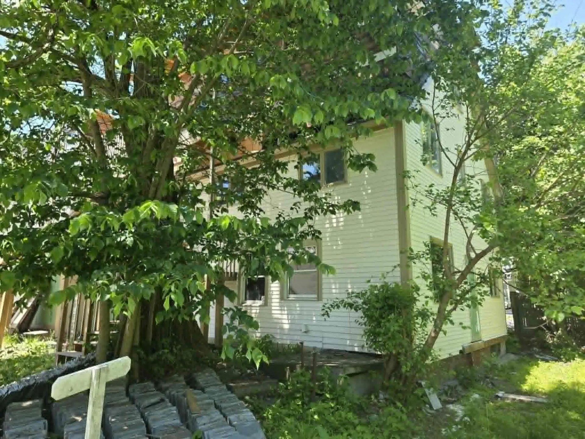 33 Oak Street Brattleboro VT 05301